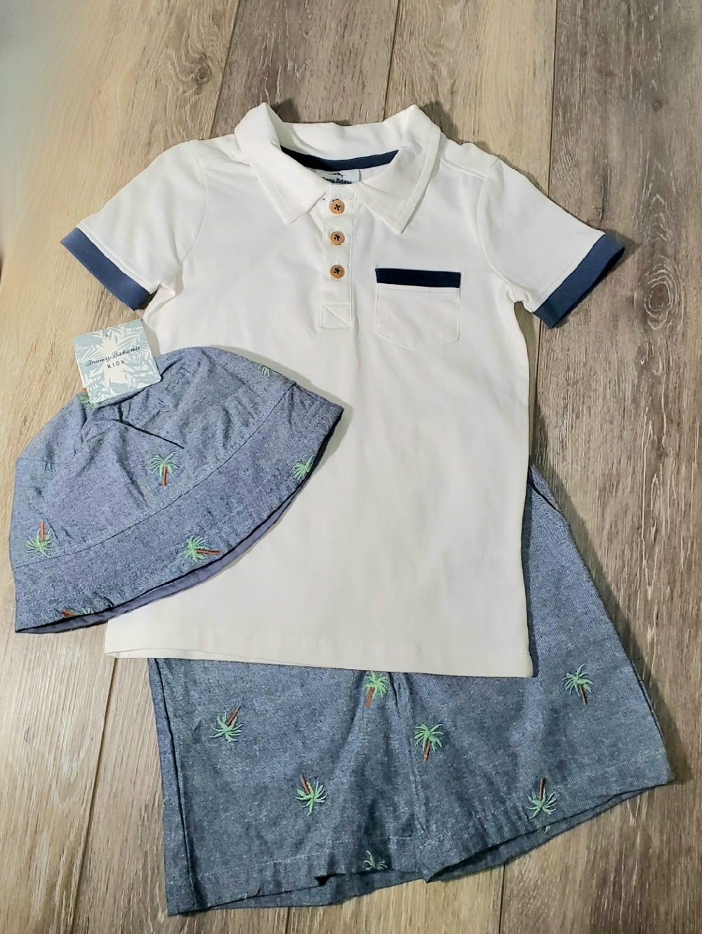 Tommy Bahama White Polo with Blue Trim and Blue Palm-Print Shorts & Hat  Size 5T